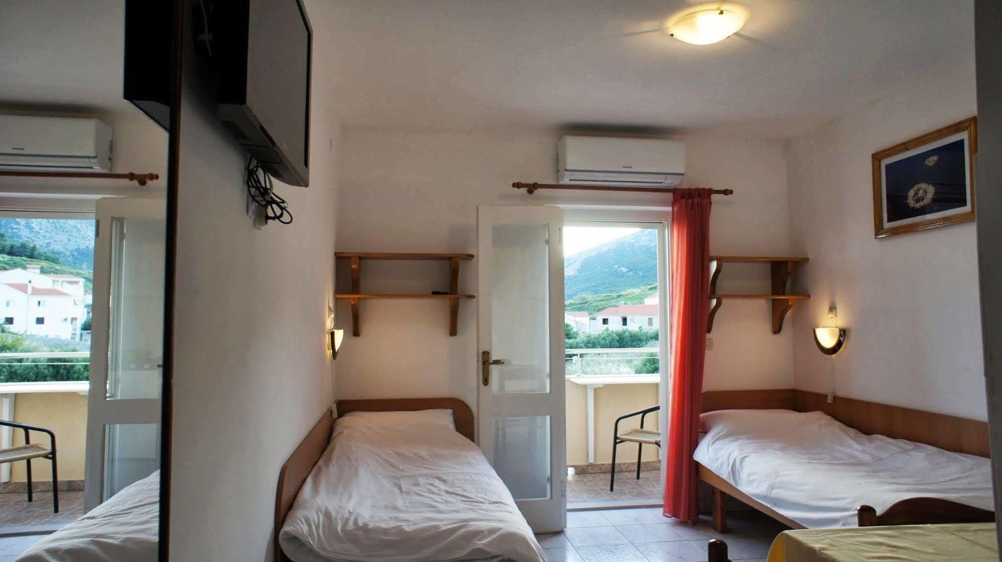 Villa Ana Bol Buitenkant foto